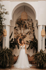 Jasmine Kasnak Üç Boyut Dantel A Kesim Gelinlik - Mediha Cambaz Bridal