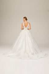 Jenna Üç Boyut Dantel Prenses Model Gelinlik - Mediha Cambaz Bridal