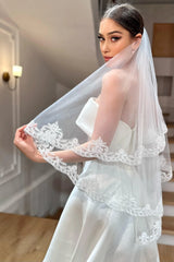 Joel Kenar Ucu Dantelli Kırık Beyaz Kısa Kloş Duvak - Mediha Cambaz Bridal