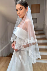 Joel Kenar Ucu Dantelli Kırık Beyaz Kısa Kloş Duvak - Mediha Cambaz Bridal