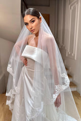 Joelin Kırık Beyaz Kenar Ucu Dantelli Uzun Kloş Duvak - Mediha Cambaz Bridal
