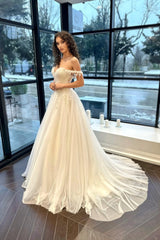 Kaia Üç Boyutlu Dantel A Kesim Gelinlik - Mediha Cambaz Bridal