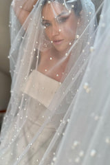 Karl İnci İşlemeli Uzun Hayal Tül Duvak - Mediha Cambaz Bridal