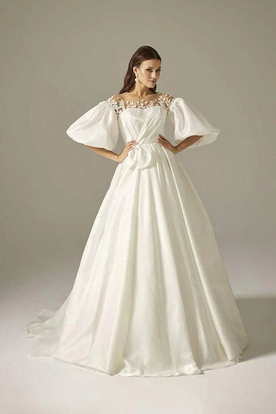 Lacie Saten Balon Kol A Kesim Gelinlik - Mediha Cambaz Bridal