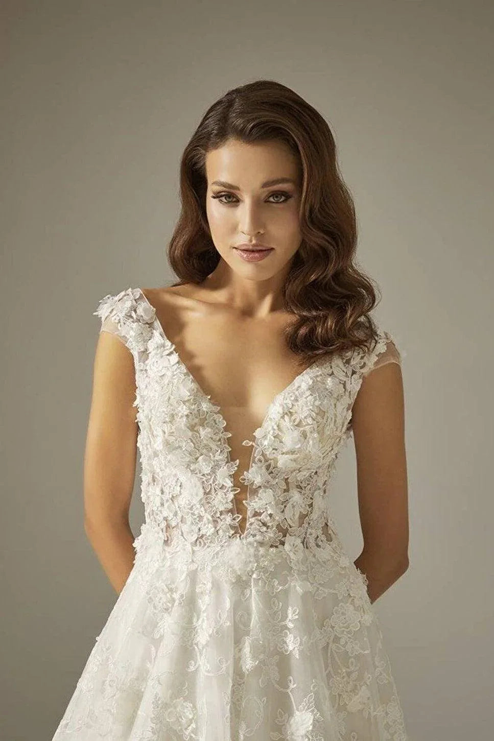 Laurel Sade Dantel Vintage A Kesim Gelinlik - Mediha Cambaz Bridal