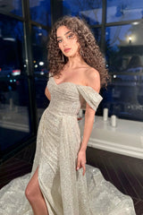 Leah Simli Dantel M Yaka Düz Kesim Gelinlik - Mediha Cambaz Bridal