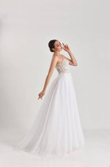 Leo Minor Üç Boyutlu Dantel Düz Kesim Gelinlik - Mediha Cambaz Bridal