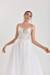 Leo Minor Üç Boyutlu Dantel Düz Kesim Gelinlik - Mediha Cambaz Bridal
