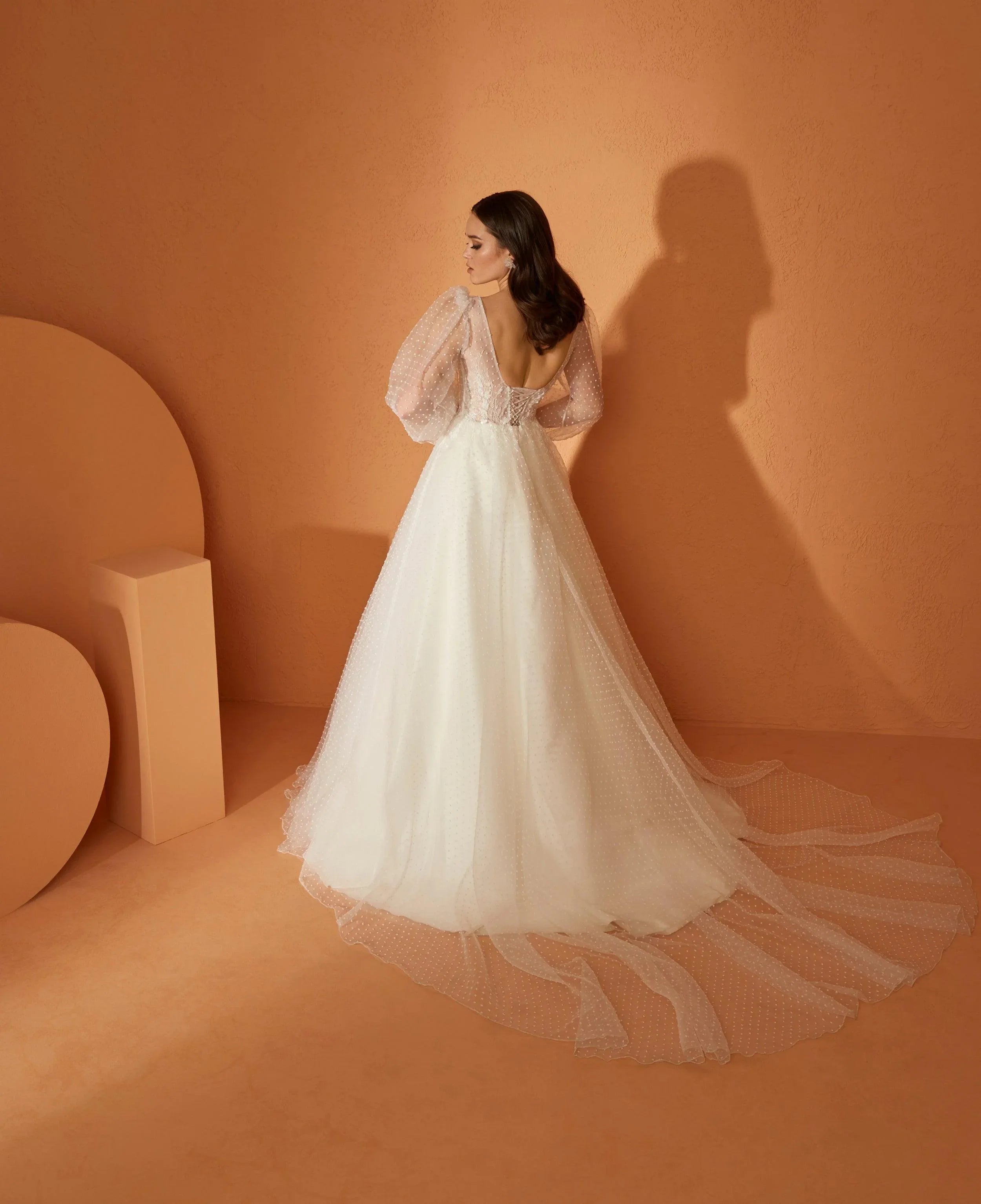 Lily Balon Kol Pullu Dantel A Kesim Gelinlik - Mediha Cambaz Bridal