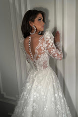 Lucia Fransız Dantel Kalp Yaka A Kesim Gelinlik - Mediha Cambaz Bridal