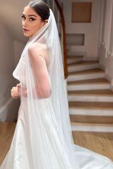 Lucy Kırık Beyaz Büzgülü Saydam Uzun İpek Tül Duvak - Mediha Cambaz Bridal