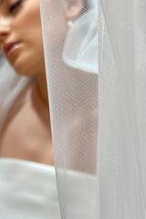 Lucy Kırık Beyaz Büzgülü Saydam Uzun İpek Tül Duvak - Mediha Cambaz Bridal