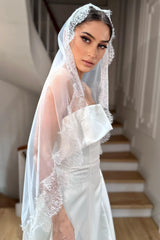 Maisa Fransız Dantelli Oval Kısa Rahibe Duvak - Mediha Cambaz Bridal