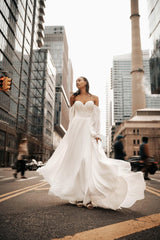 Maria Şifon Drapeli Helen Düz Kesim Gelinlik - Mediha Cambaz Bridal