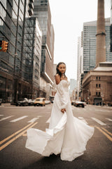 Maria Şifon Drapeli Helen Düz Kesim Gelinlik - Mediha Cambaz Bridal