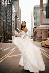 Maria Şifon Drapeli Helen Düz Kesim Gelinlik - Mediha Cambaz Bridal