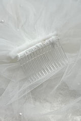 Matilda Kırık Beyaz Seyrek İnci İşlemeli Uzun Duvak - Mediha Cambaz Bridal