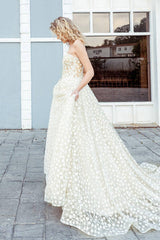 MCB One Çiçekli Dantel A Kesim Gelinlik - Mediha Cambaz Bridal