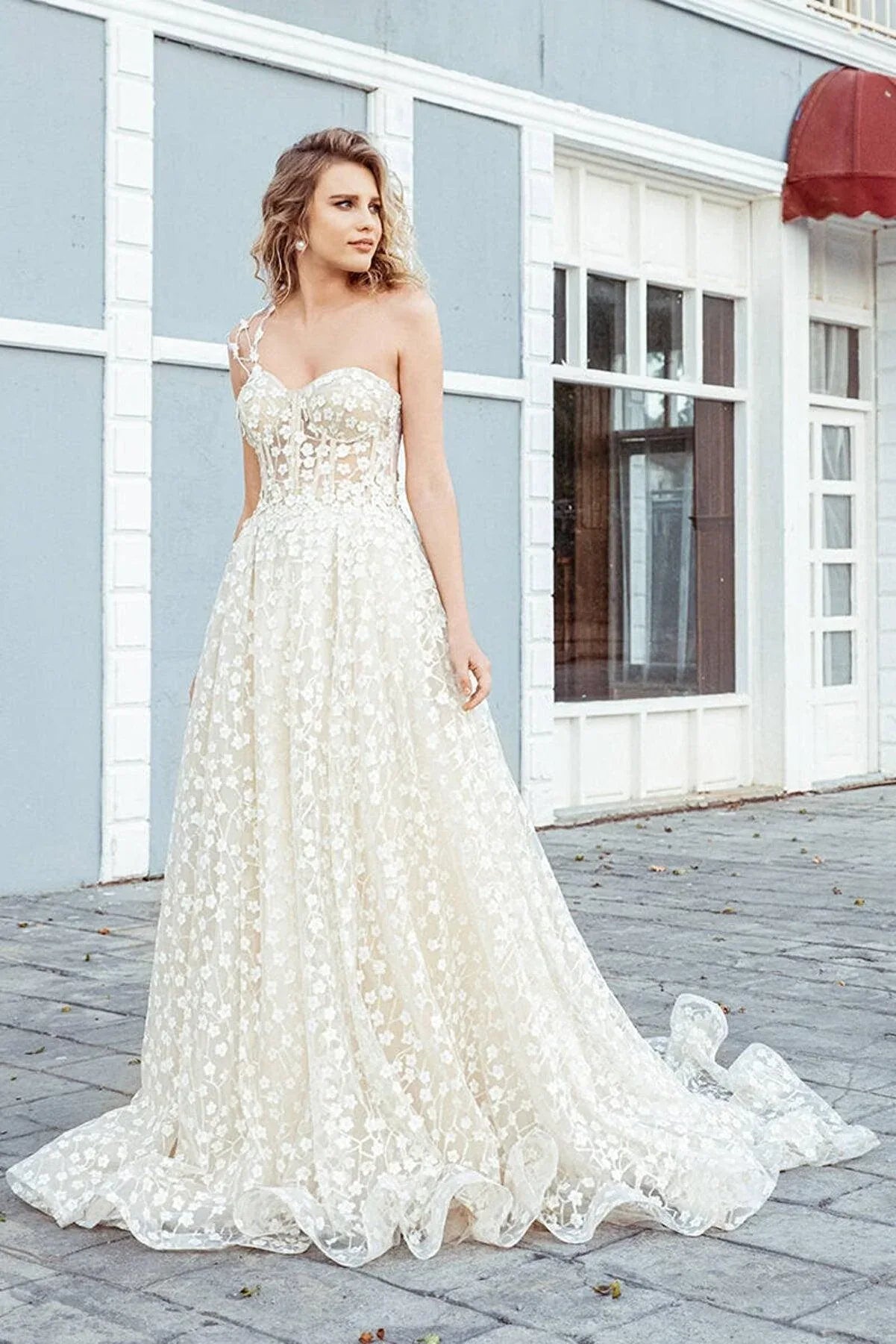MCB One Çiçekli Dantel A Kesim Gelinlik - Mediha Cambaz Bridal