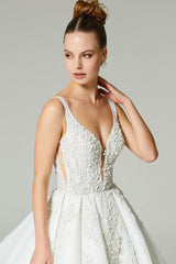 Meghan Işıltılı Üç Boyut Dantelli Kuyruklu Prenses Gelinlik - Mediha Cambaz Bridal