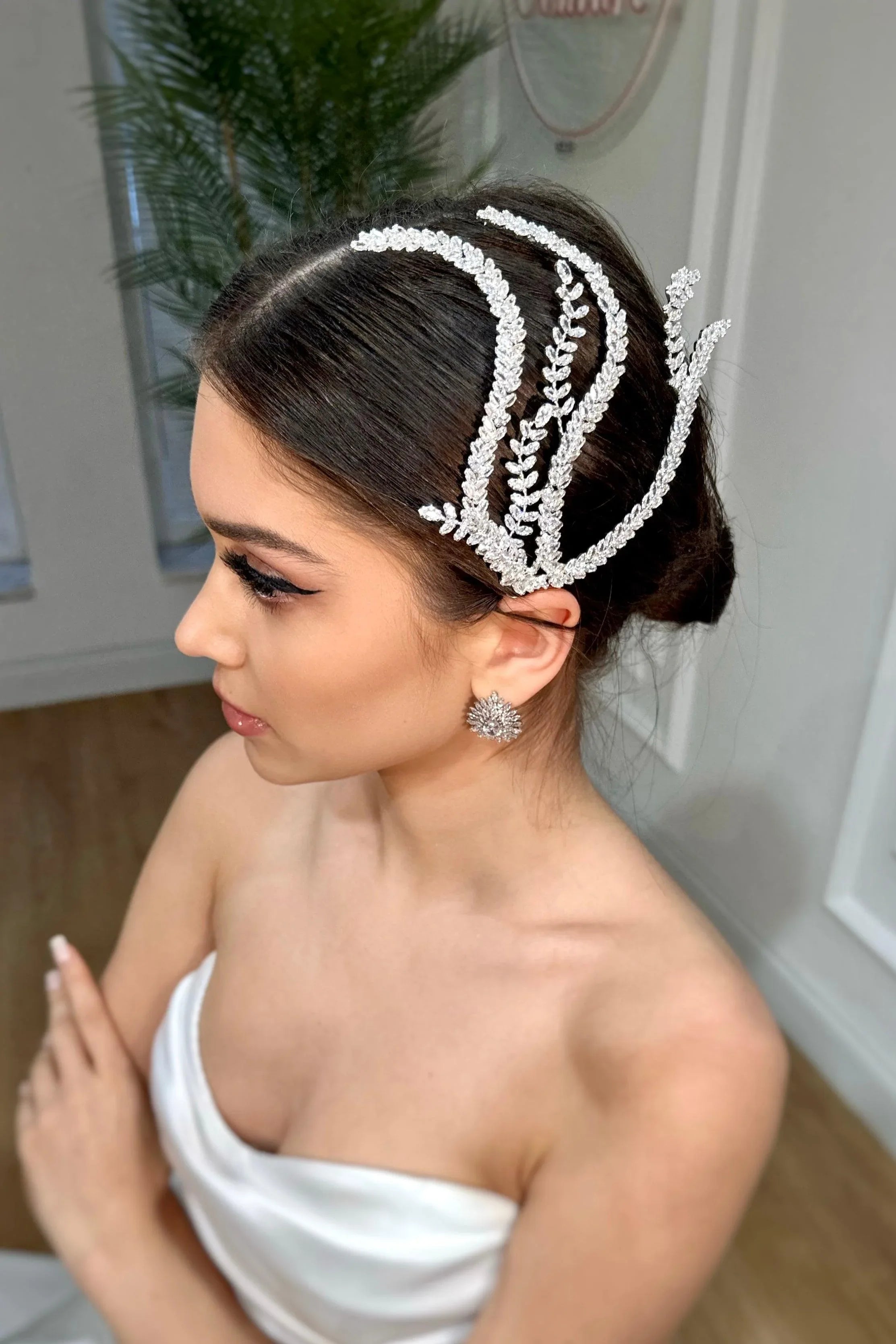 Mia Kristal Boncuklu ve İncili Gelin Saç Aksesuarı - Mediha Cambaz Bridal