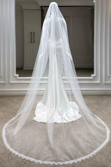 Mika Kenar Ucu Fransız Dantelli Uzun Rahibe Duvak - Mediha Cambaz Bridal