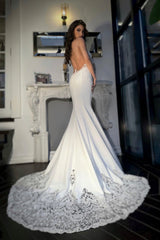 Neusa Saten Dantel V Yaka Balık Gelinlik - Mediha Cambaz Bridal