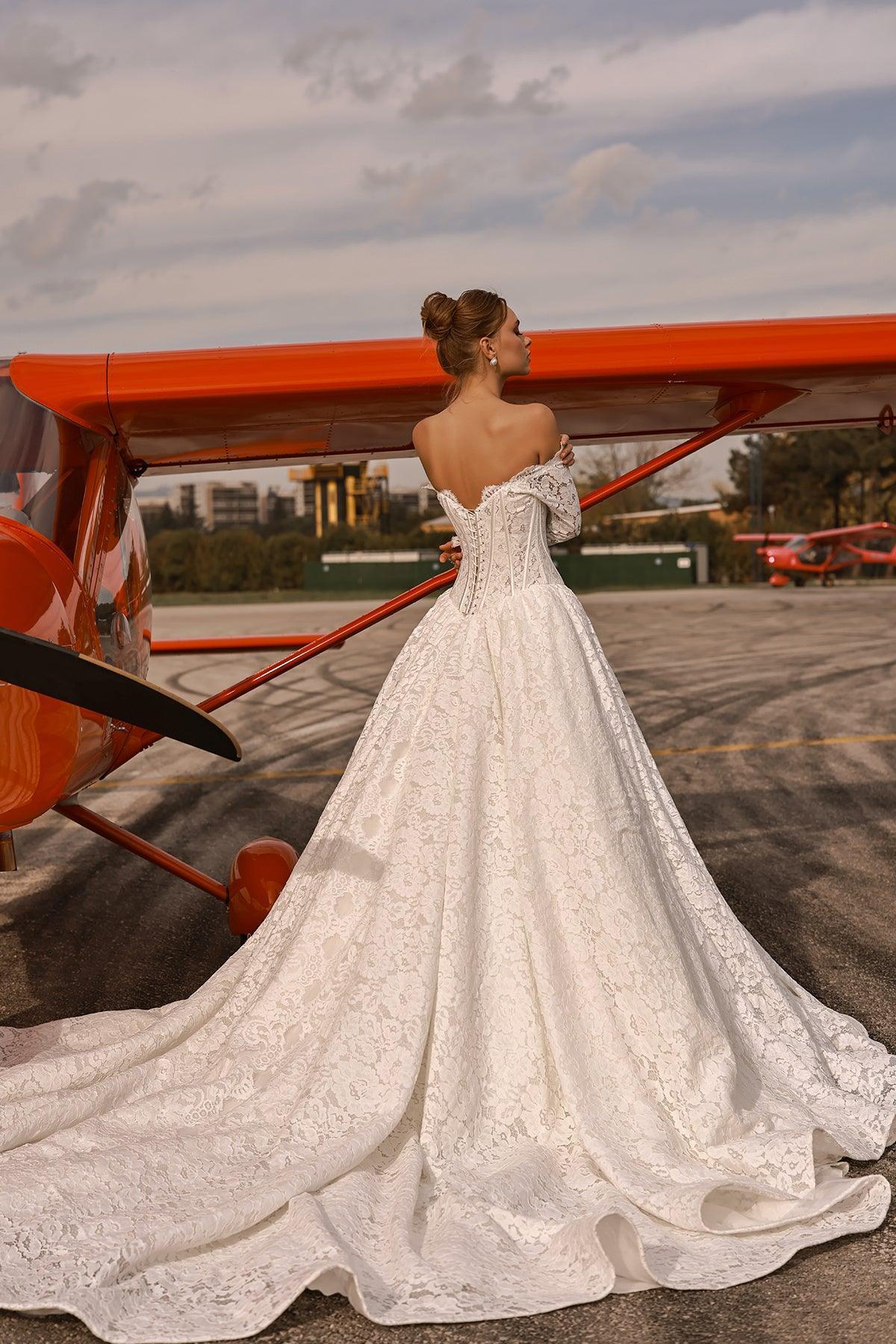Ragetti Fransız Dantelli Havuz Yaka A Kesim Gelinlik - Mediha Cambaz Bridal