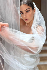 Rein Kırık Beyaz Taraklı Uzun Hayal Tül Duvak - Mediha Cambaz Bridal