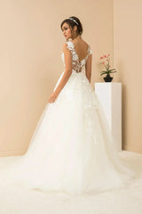 Rose Dantel İllüzyon Yaka A Kesim Gelinlik - Mediha Cambaz Bridal