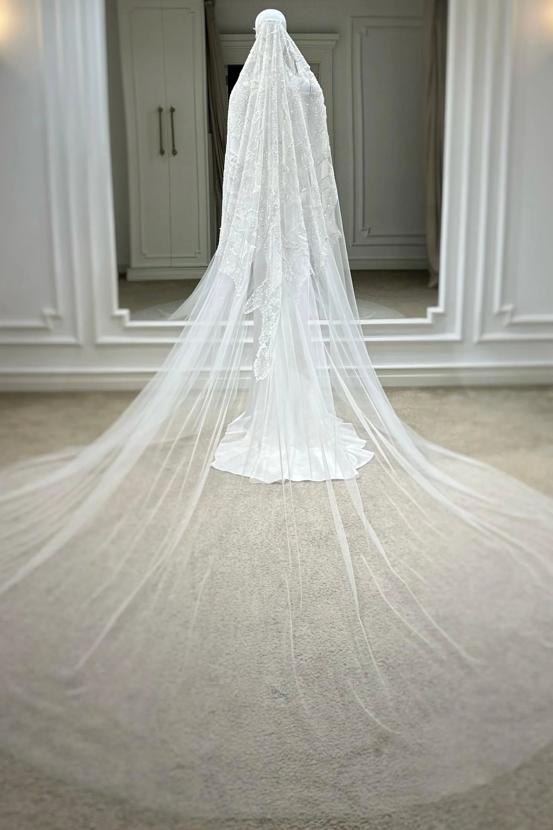 Rose Kasnak İşlemeli Özel Tasarım Uzun Duvak - Mediha Cambaz Bridal