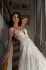 Ruby İpek Tül Dantel V Yaka Helen Gelinlik - Mediha Cambaz Bridal