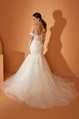 Sandra Düşük Askılı Dantel Balık Gelinlik - Mediha Cambaz Bridal