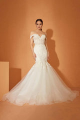 Sandra Düşük Askılı Dantel Balık Gelinlik - Mediha Cambaz Bridal