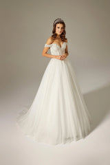 Sem Dantel İpek Tül Helen A Kesim Gelinlik - Mediha Cambaz Bridal