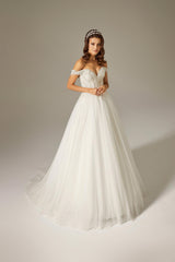 Sem Dantel İpek Tül Helen A Kesim Gelinlik - Mediha Cambaz Bridal