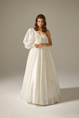 Seventy Hint İpek Dantel A Kesim Gelinlik - Mediha Cambaz Bridal