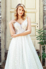 Snow Storm Dantel V Yaka A Kesim Gelinlik - Mediha Cambaz Bridal