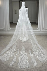 Talia Etek Ucu Dantel İşlemeli Özel Tasarım Uzun Duvak - Mediha Cambaz Bridal