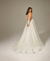 Tenty Simli Dantel Tül V Yaka A Kesim Gelinlik - Mediha Cambaz Bridal