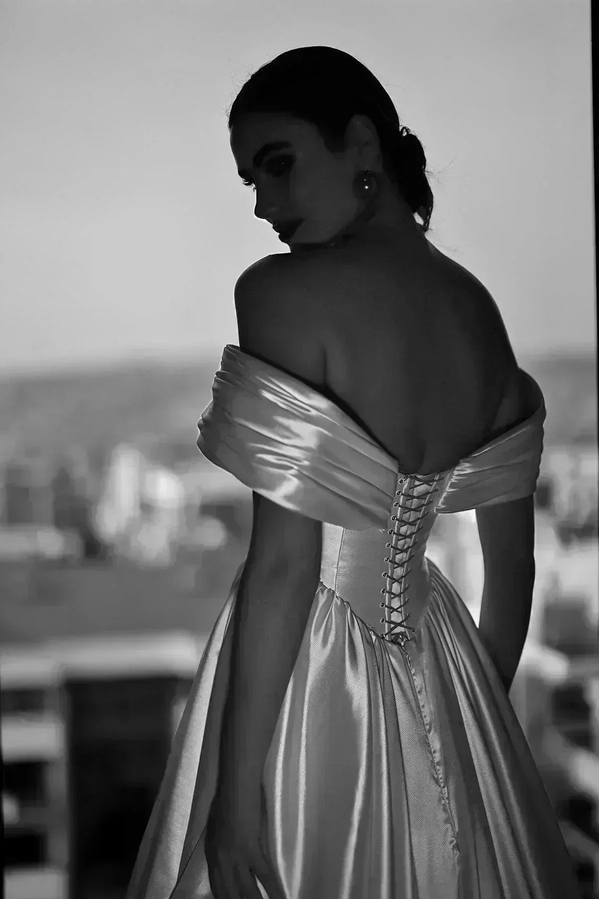 Tirinity Madonna Yaka A Kesim Saten Gelinlik - Mediha Cambaz Bridal