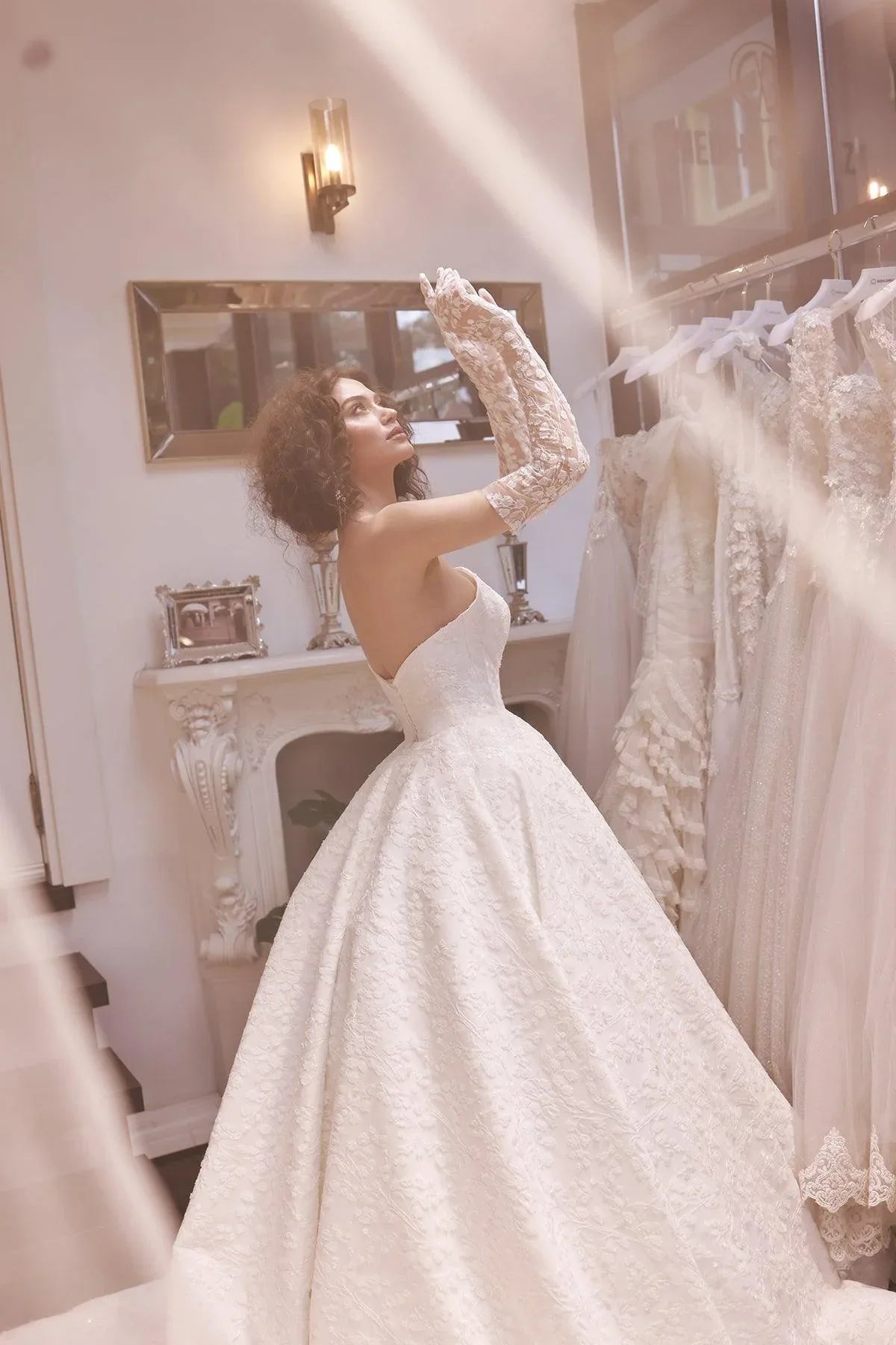 Valerie Straplez Dantel İşlemeli Prenses Model Gelinlik - Mediha Cambaz Bridal