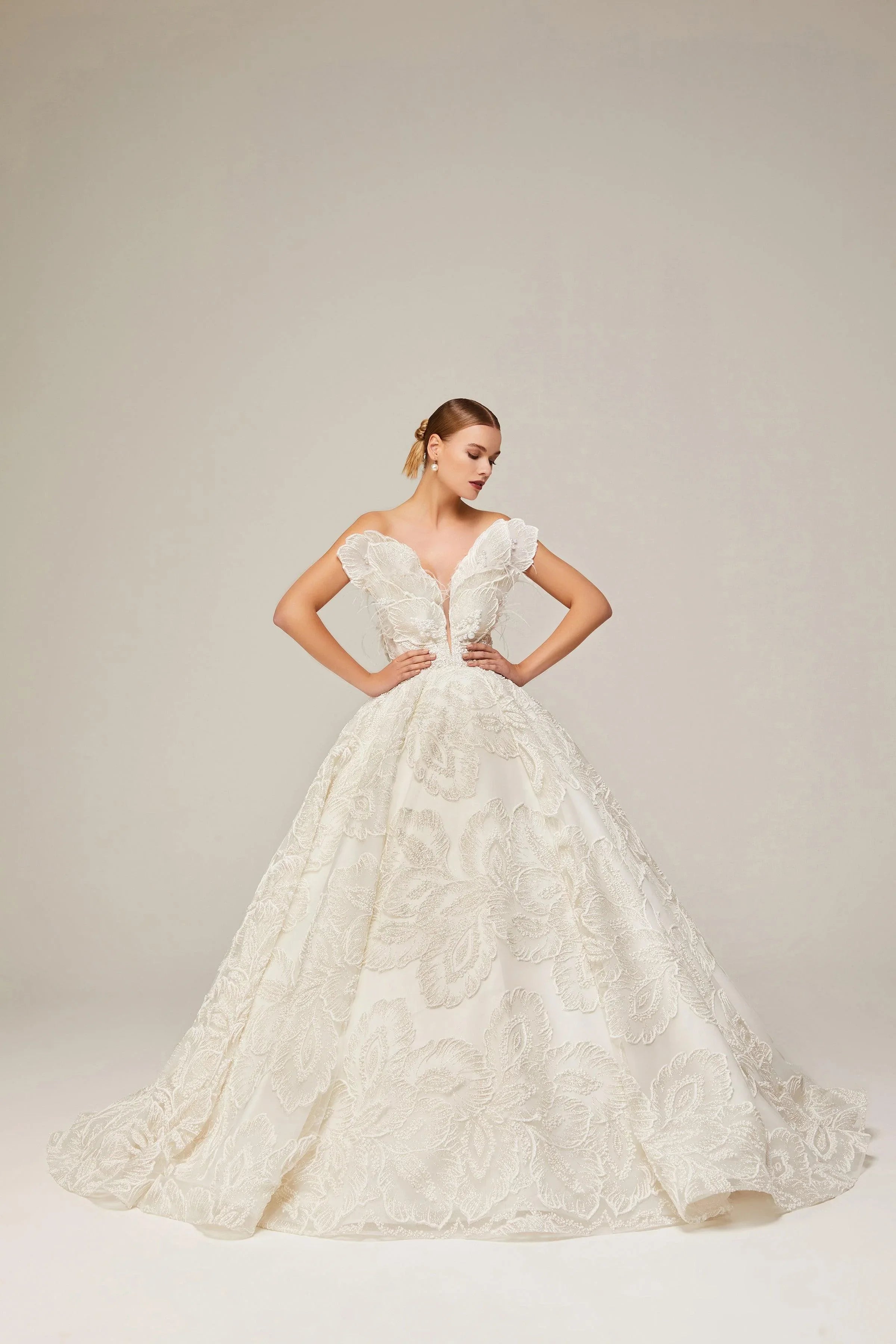 Wendy Yaprak Güpürlü Prenses Model Gelinlik - Mediha Cambaz Bridal