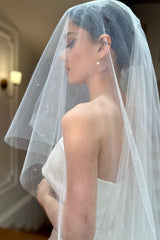 Zeo Kırık Beyaz Işıltılı Uzun Tül Duvak - Mediha Cambaz Bridal