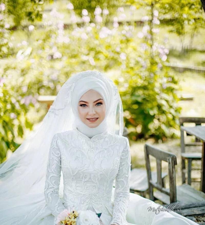 Tesettür Gelinlik Modasında Fark Yaratacak Tasarımlar - Mediha Cambaz Bridal