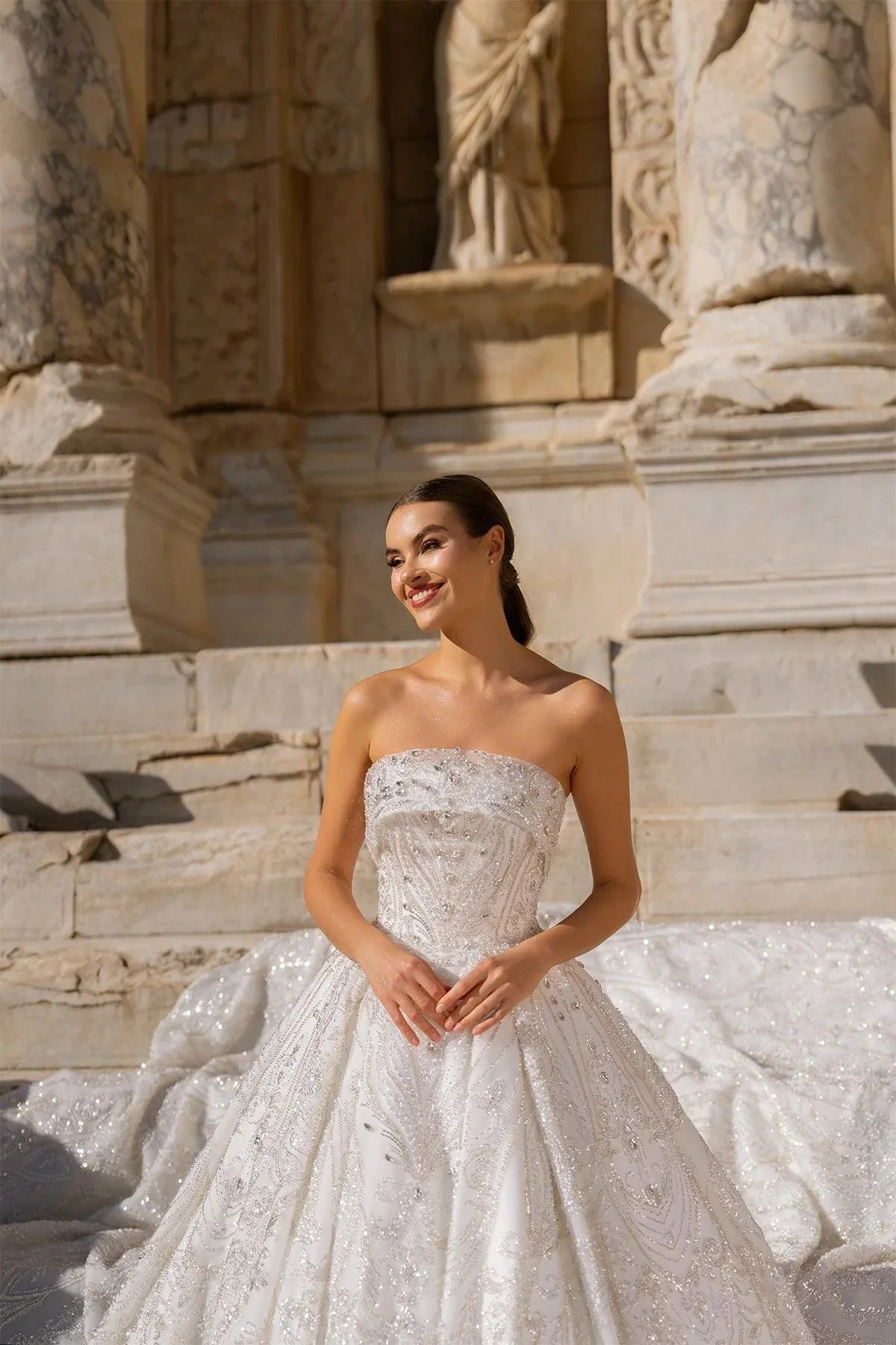 Tiberius Straplez Swarovski İşlemeli Prenses Gelinlik - Mediha Cambaz Bridal