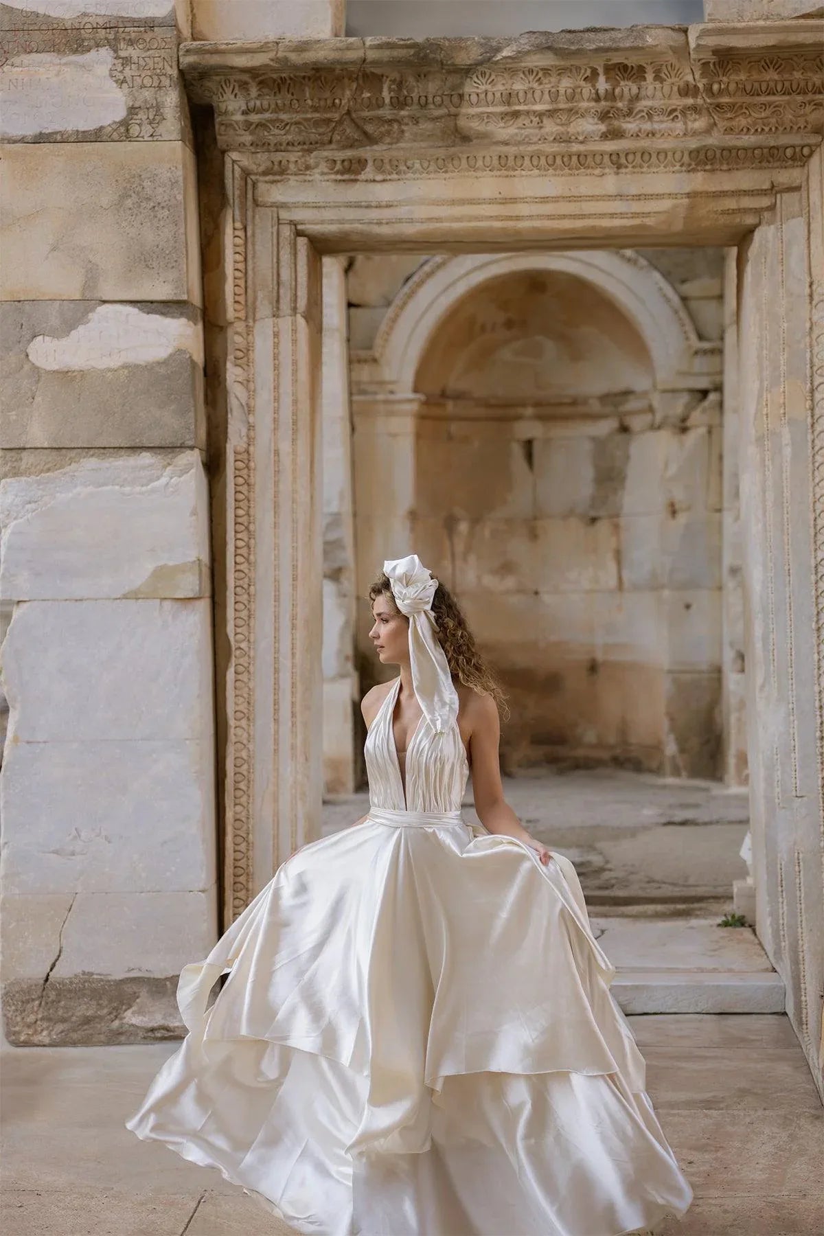 Hanne İpek Saten Drapeli Helen Gelinlik - Mediha Cambaz Bridal