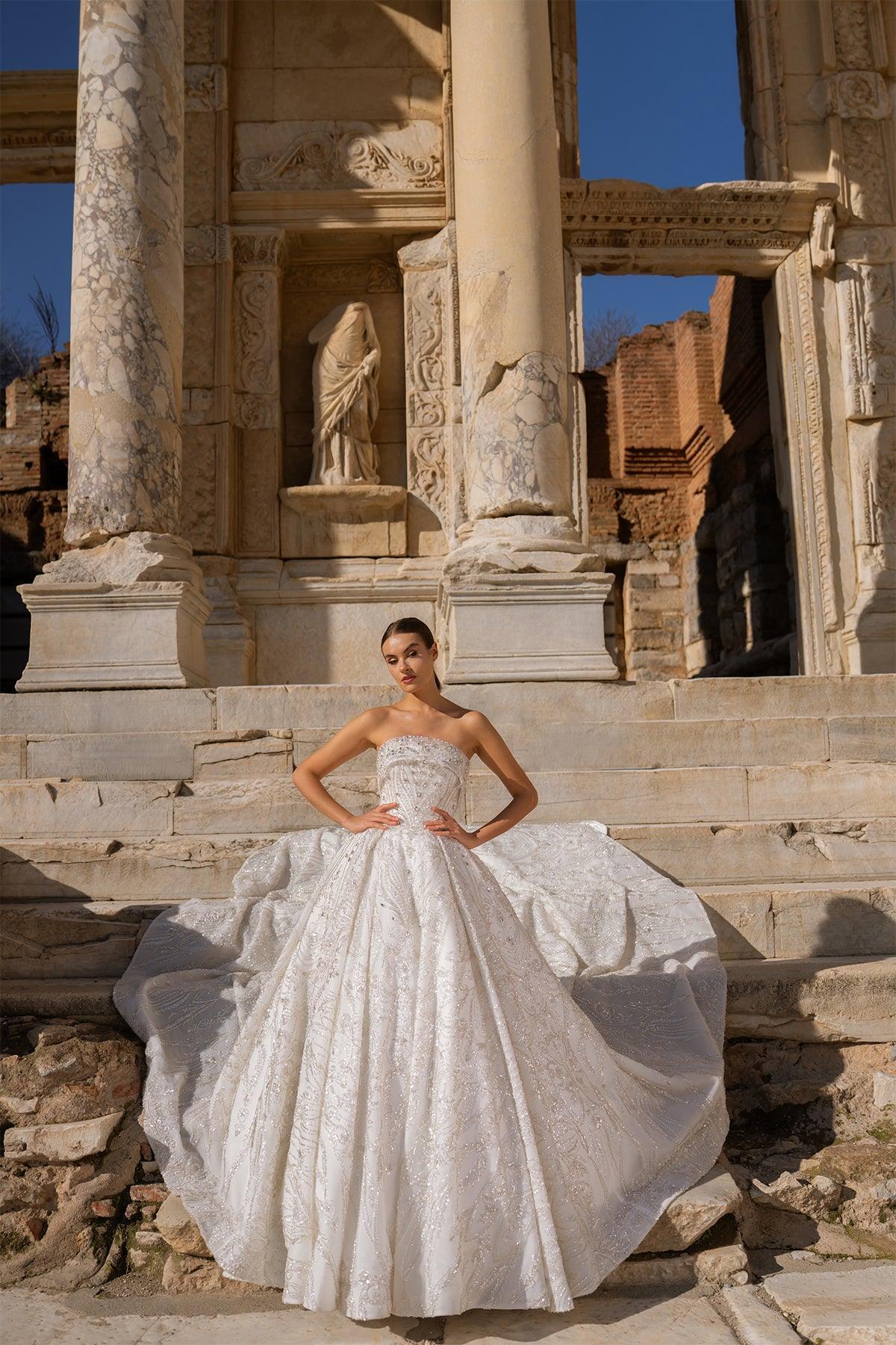 Tiberius Straplez Swarovski İşlemeli Prenses Gelinlik - Mediha Cambaz Bridal