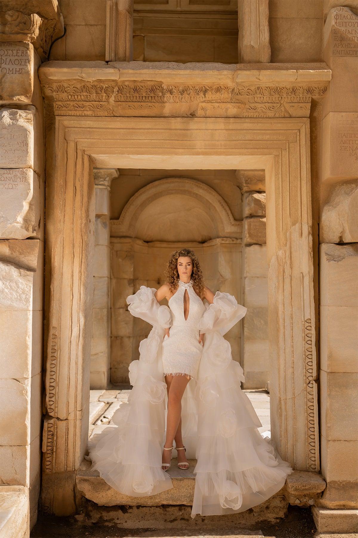 Hermias Halter Yaka Pelerinli Mini After Party Elbisesi - Mediha Cambaz Bridal