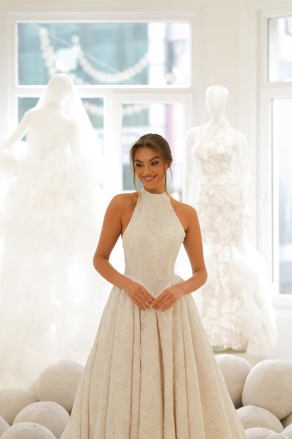 Blush Halter Yaka Dantelli Kolsuz Prenses Gelinlik